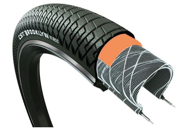 CST Brooklyn Pro Babboe 20x2.15" Reflex Clincher tire